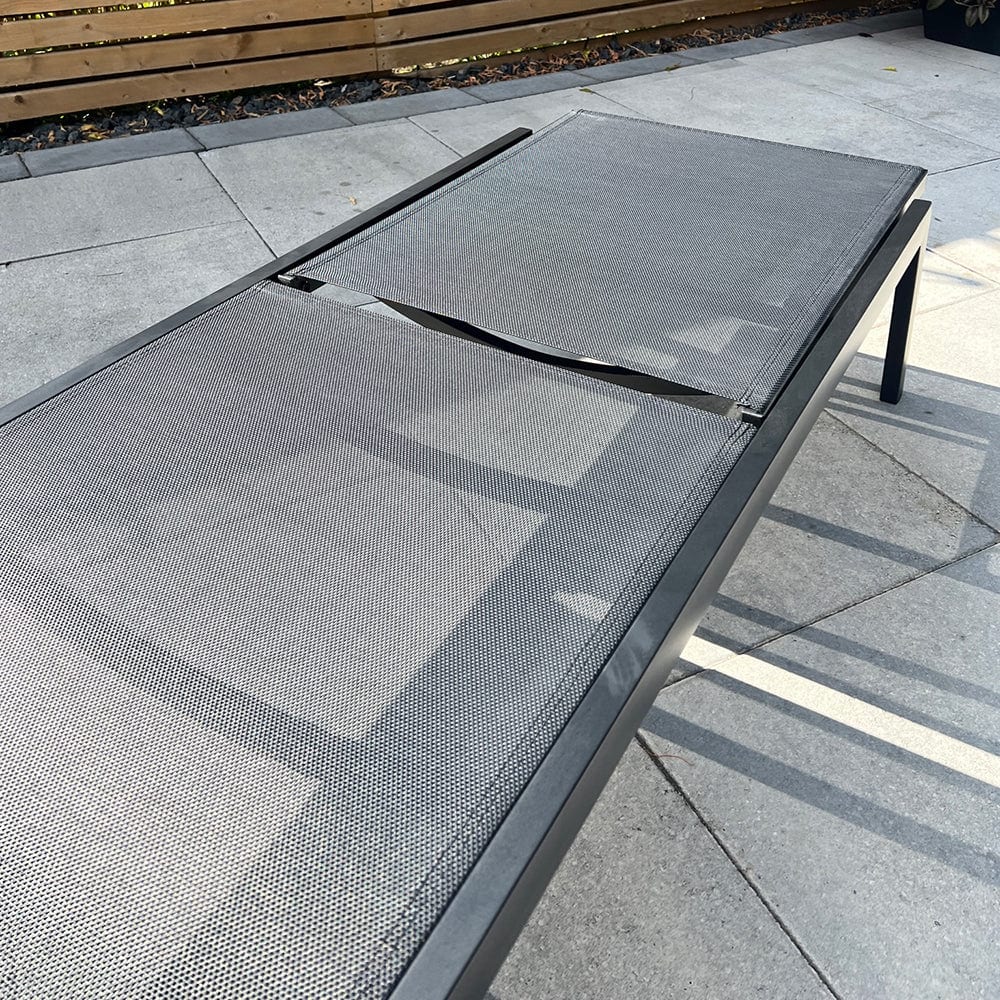 Aiir Sling Chaise Lounge