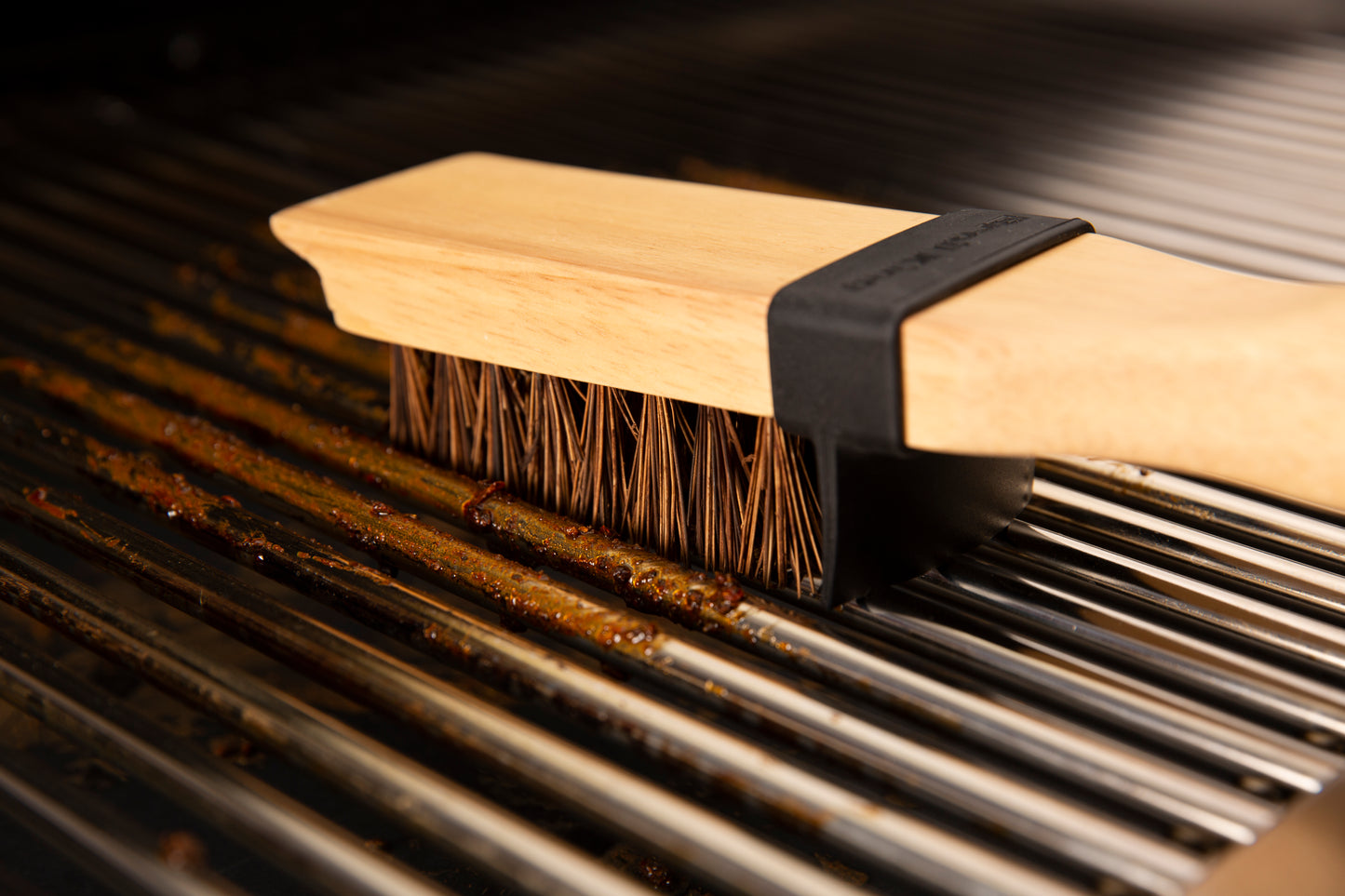Broil King Grill Brush with Palmyra Bristles