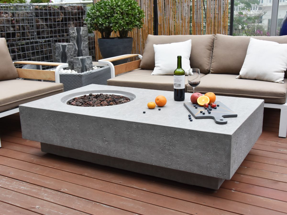 Metropolis Light Grey Cast Concrete Fire Table Value Bundle *INCLUDES LID & WINDSCREEN*