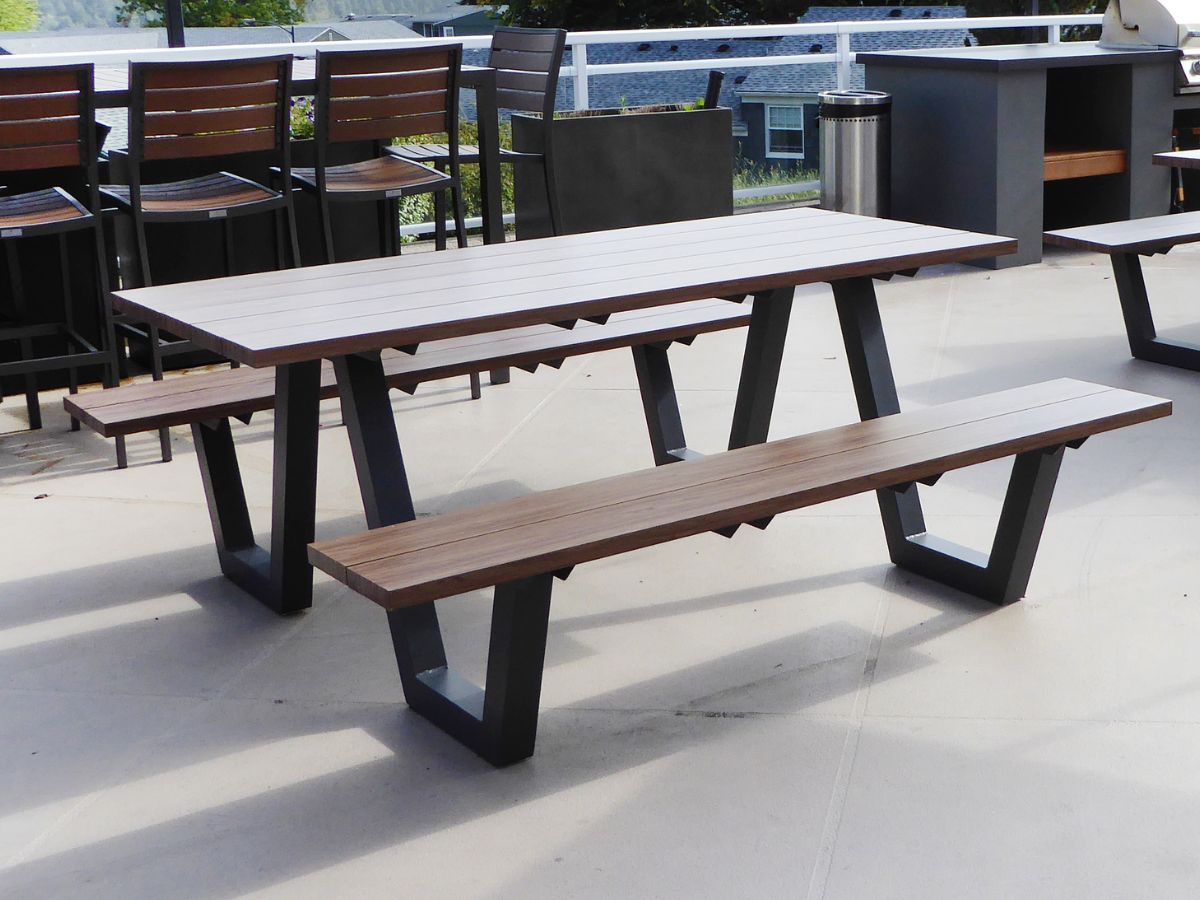 Sid Small Picnic Table