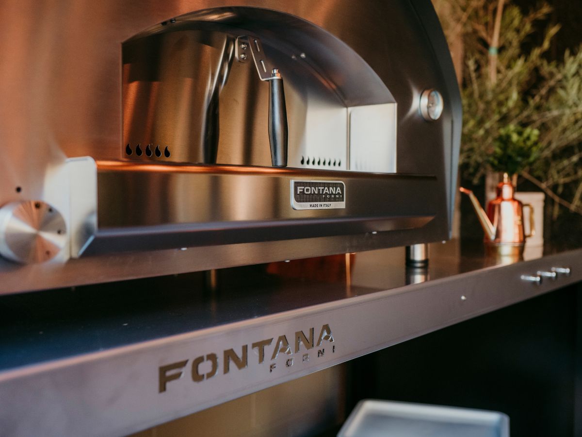 Fontana Firenze Hybrid Pizza Oven