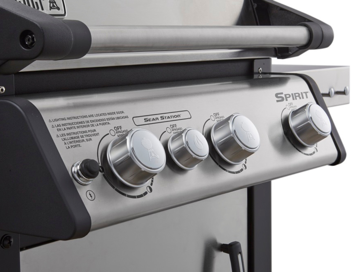 Weber Spirit SP-335 Gas Grill - CALL FOR IN-STORE PROMO