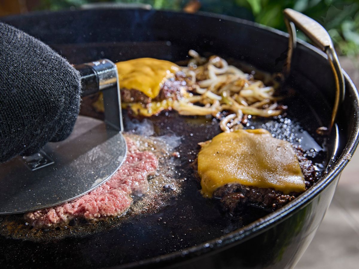 Weber Griddle Smashed Burger Press