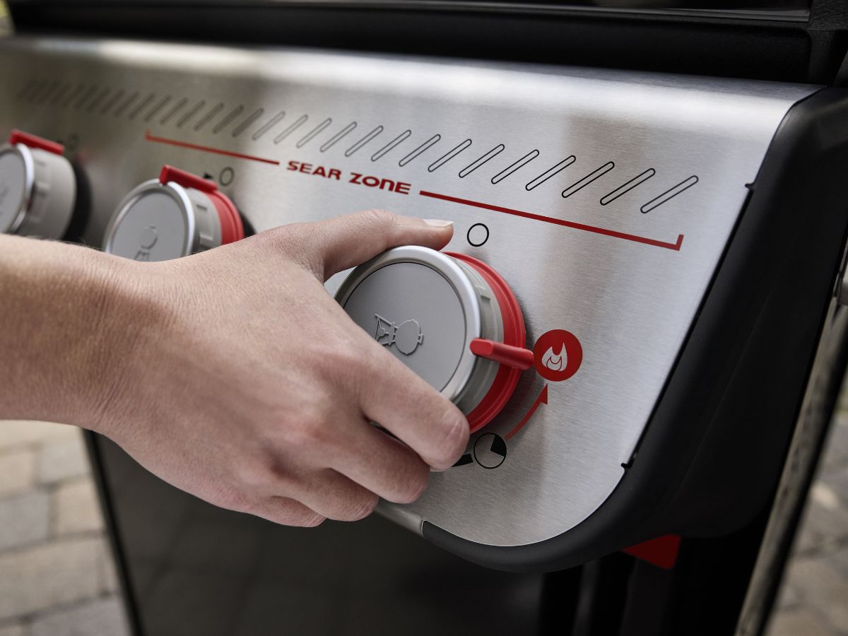 Weber Spirit SP-435 Gas Grill