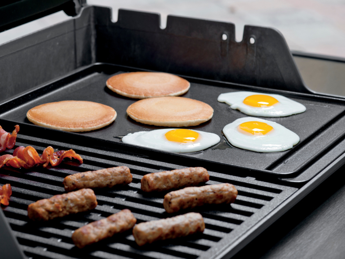 Weber Porcelain-Enameled Cast Iron Griddle