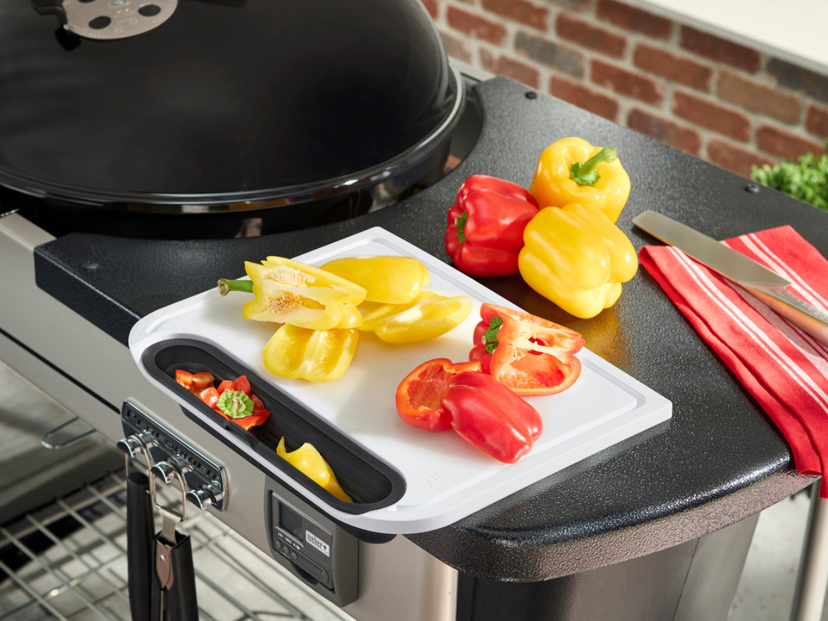 Weber Cut & Catch Cutting Board