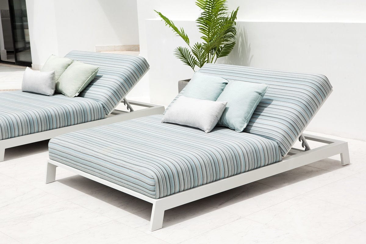 Bite Double Chaise Lounge - White