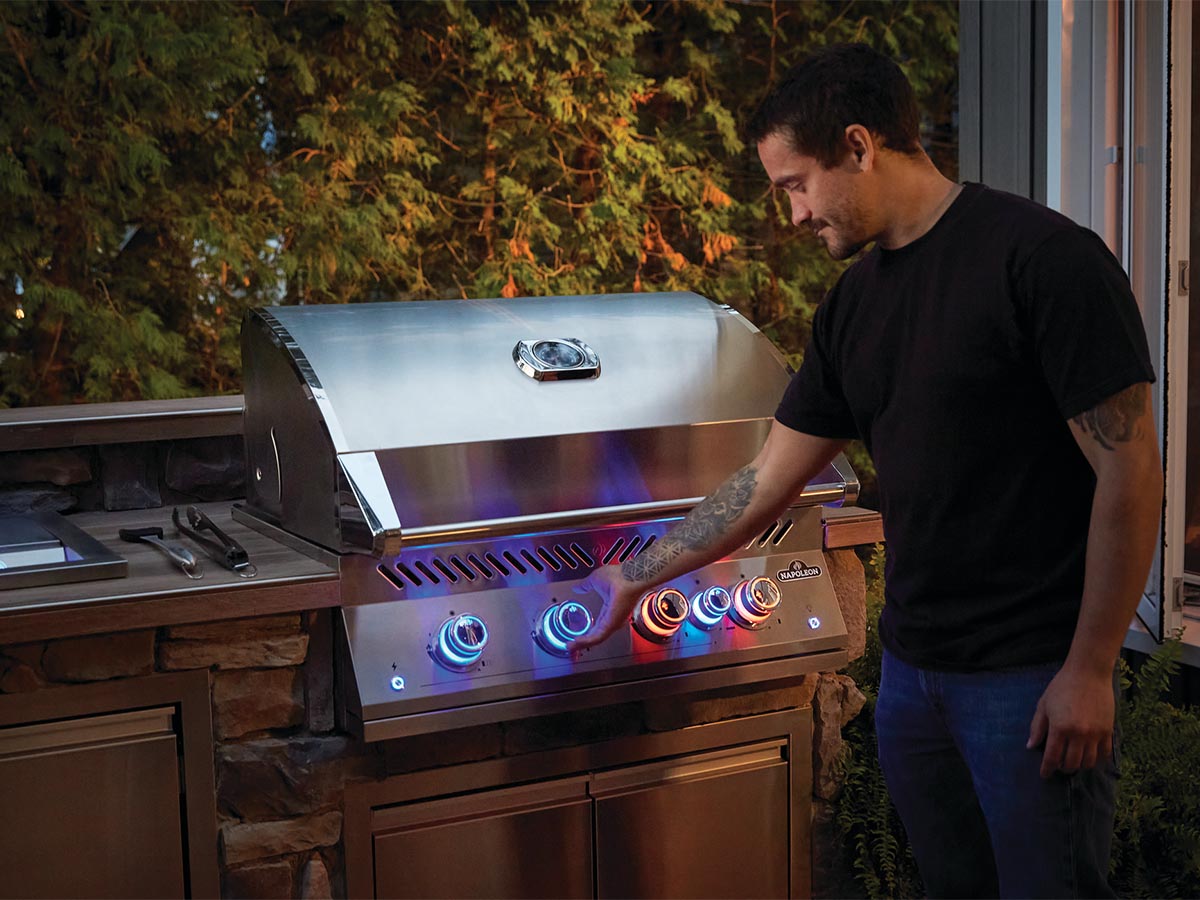 Napoleon Grills, Outdoor Heating & Accessories