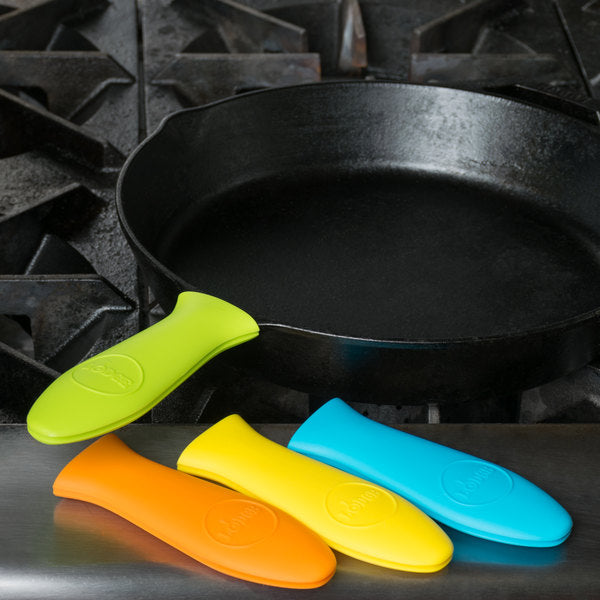 Lodge Silicone Hot Handle Holder **CLEARANCE - WHILE QTY LAST**