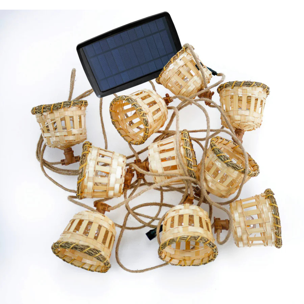 Aurora Solar Charged Garland