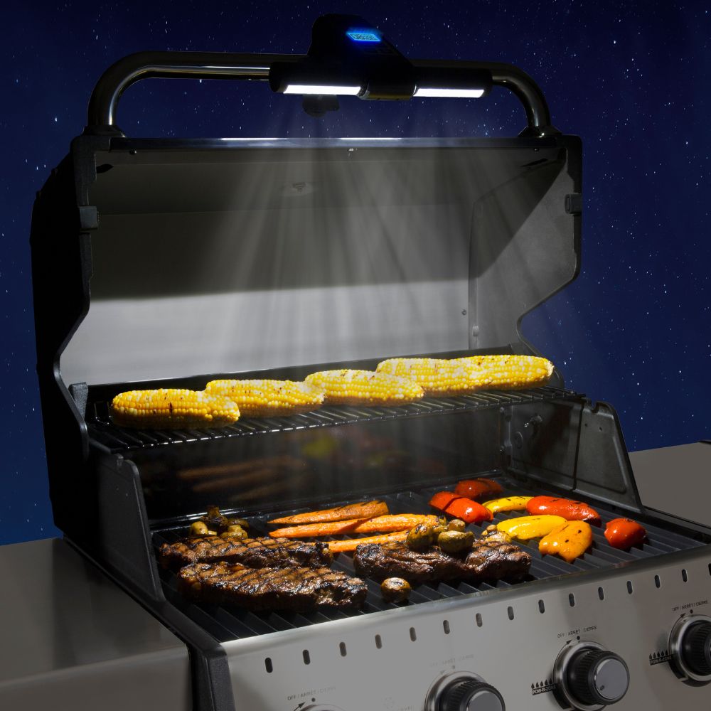 Broil King Deluxe Grill Light with Timer