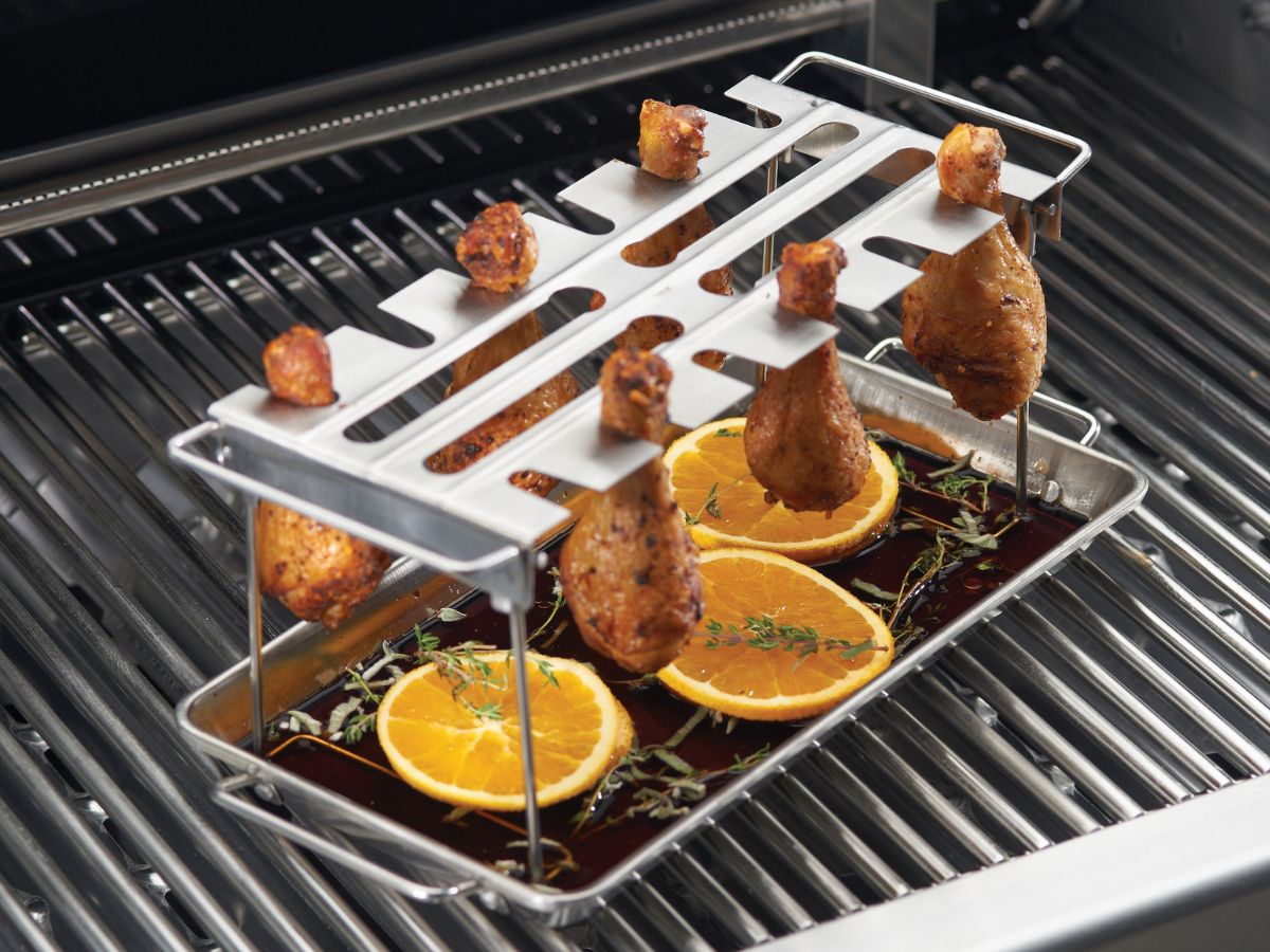 Broil King Wing Rack with Pan