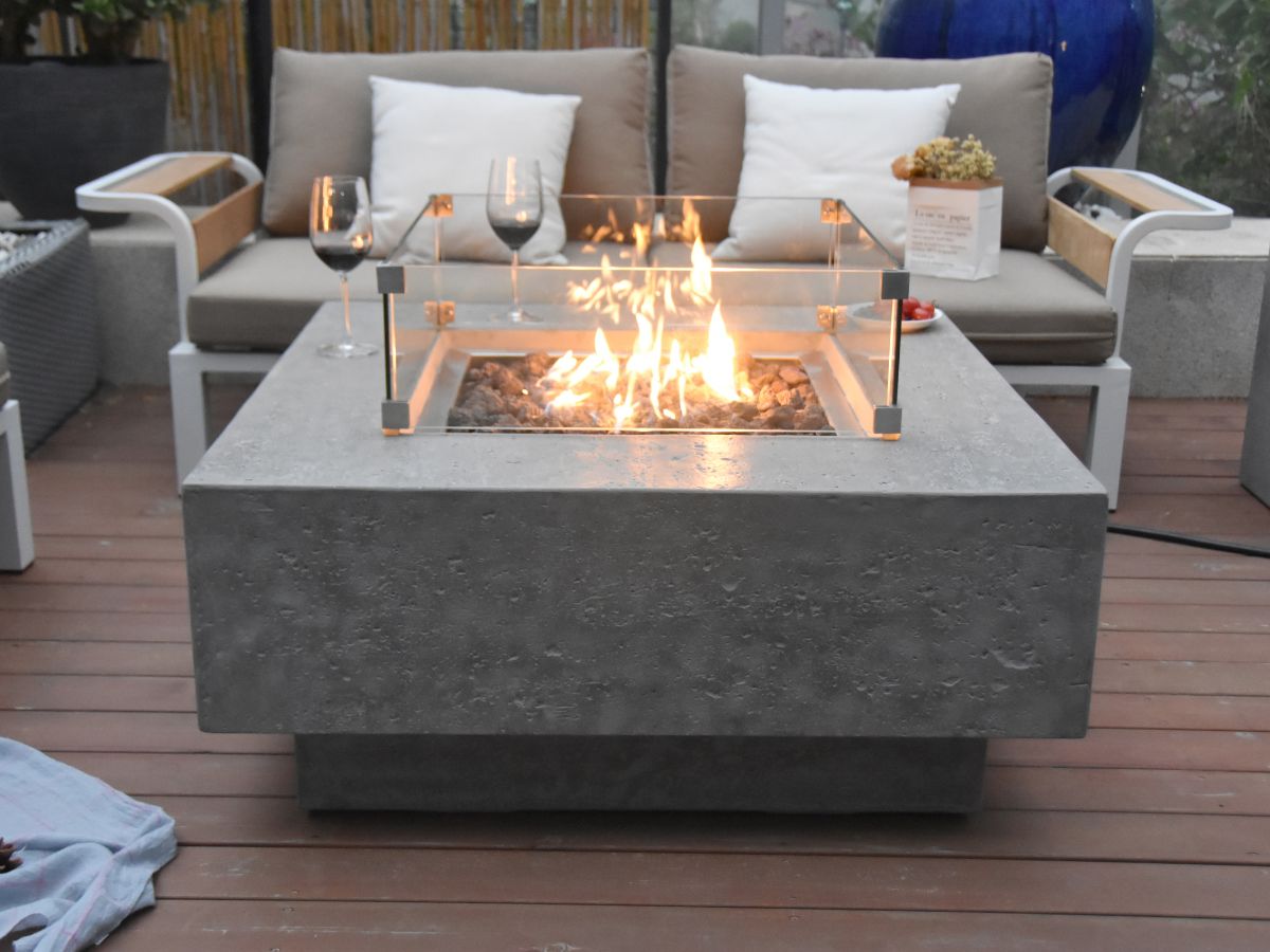 Manhattan Light Grey Cast Concrete Fire Pit Value Bundle *INCLUDES LID & WINDSCREEN*