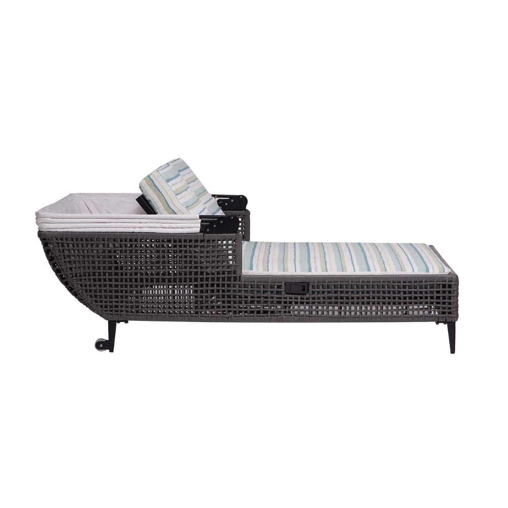 Genval Daybed with Canopy