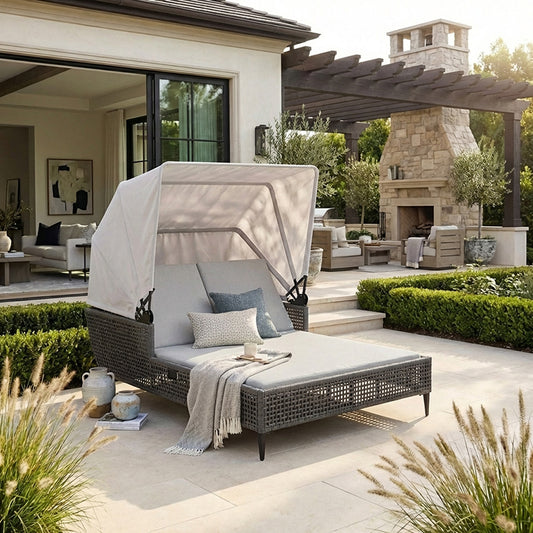Genval Daybed with Canopy