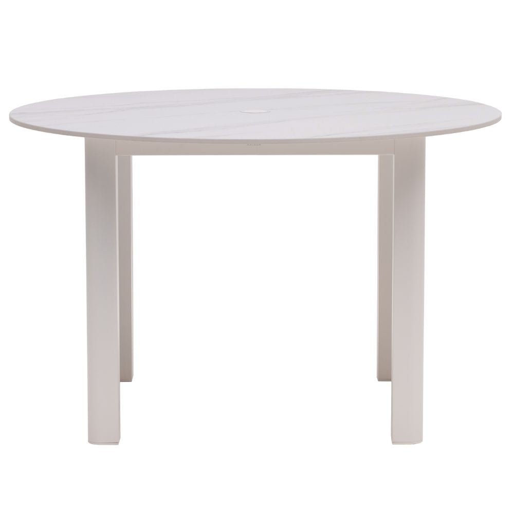 Hampshire 48" Round Dining Table
