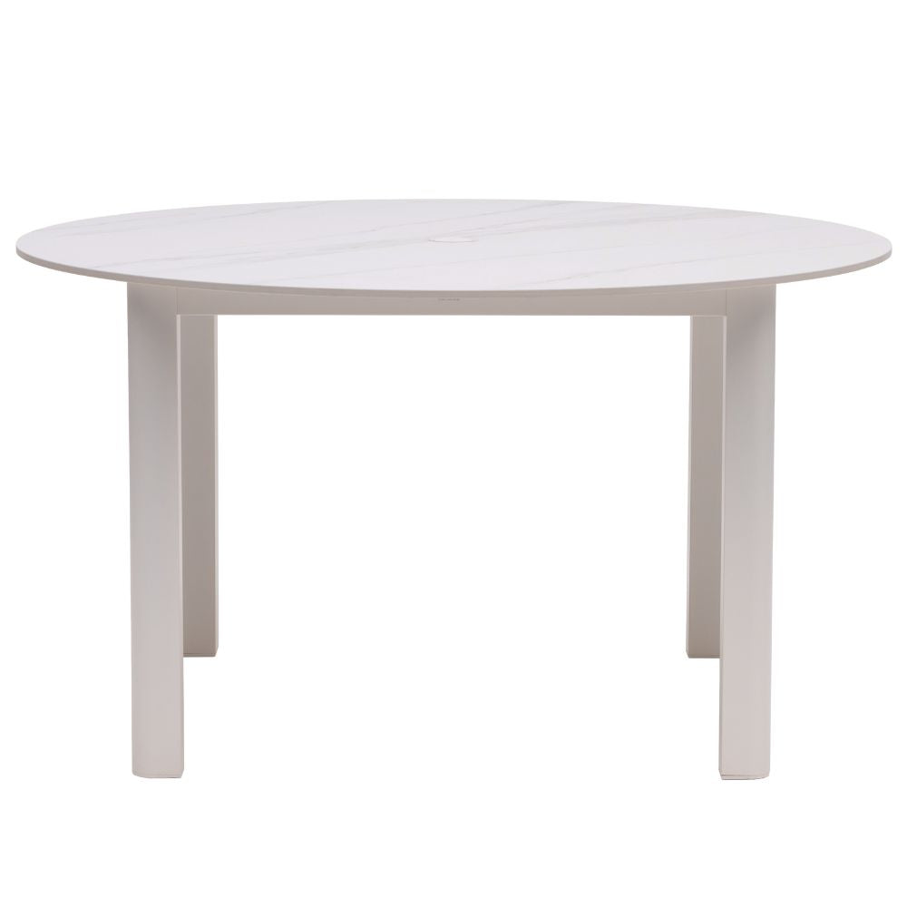 Hampshire 54" Round Dining Table