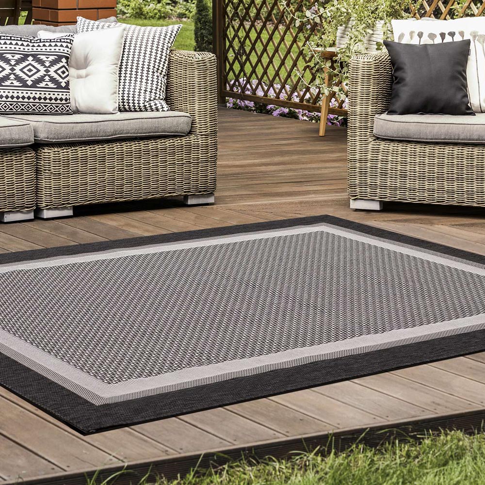 Jasper Border Outdoor Carpet - Light Grey/Dark Grey