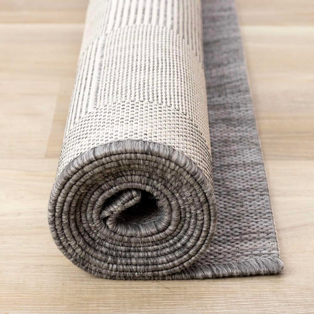 Checkered Outdoor Carpet - Light Grey/Cream