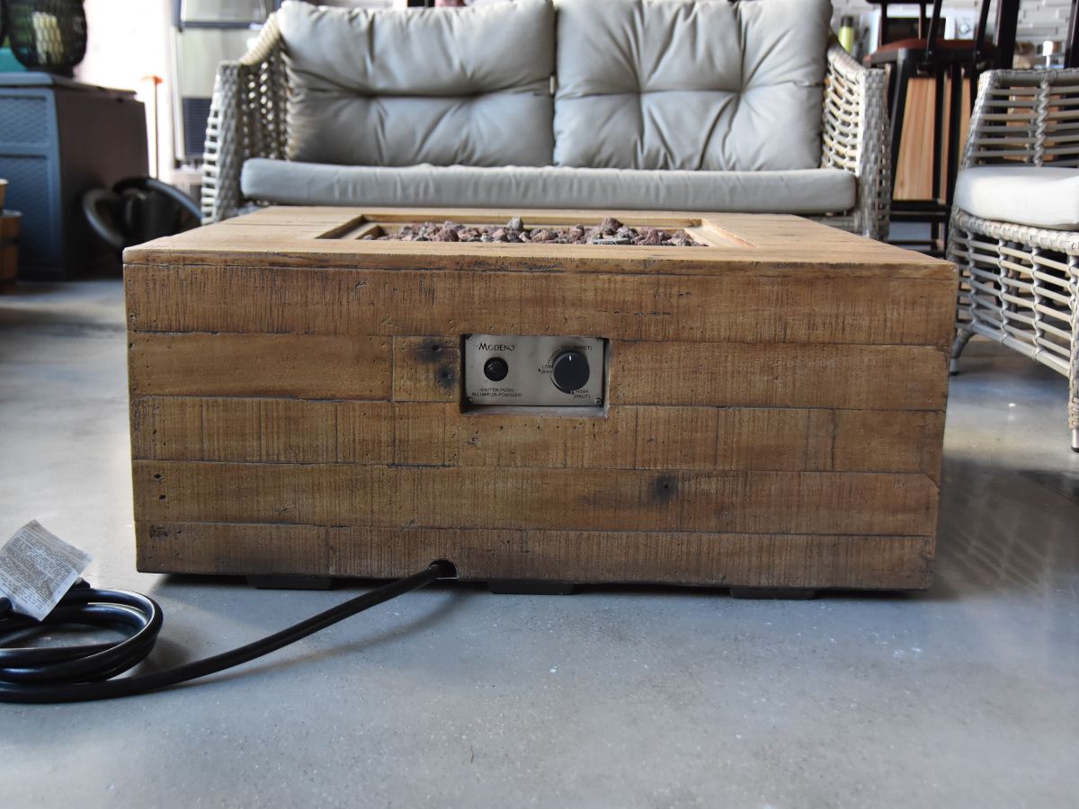 Wilton Cast Concrete Redwood Fire Table