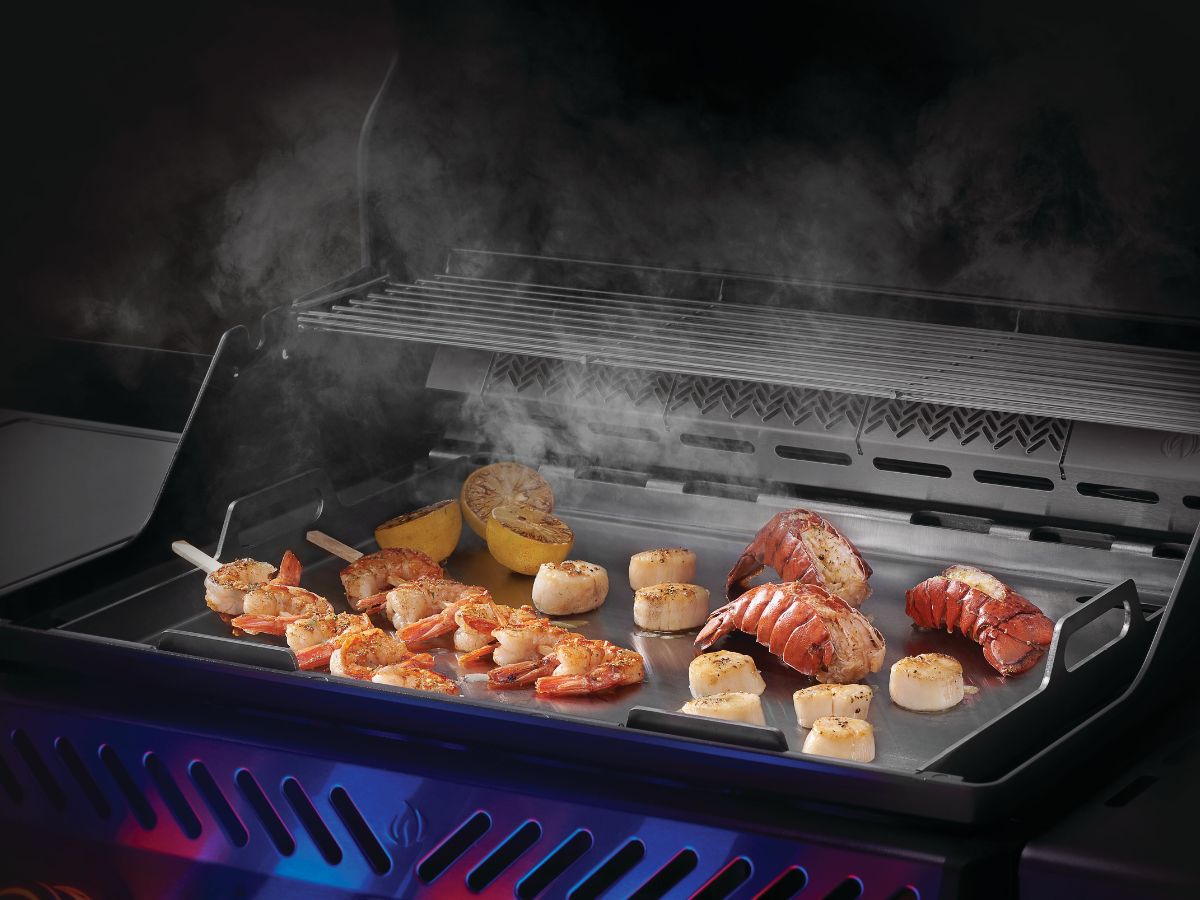 Napoleon Stainless Steel Full-Sized Griddle for 425 Models