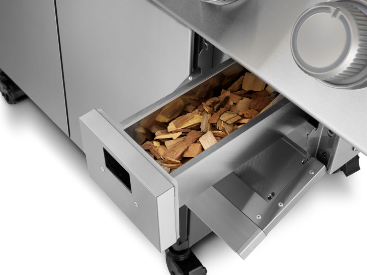 Napoleon Prestige Pro 500 Gas Grill with Smart Technology