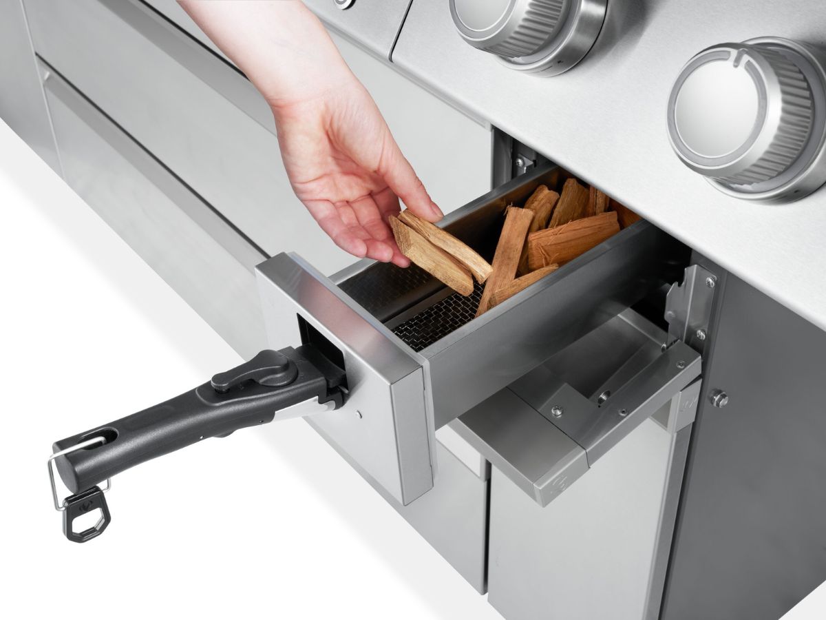 Napoleon Prestige Pro 665 Elite Gas Grill with Smart Technology & Electric Smoker Box