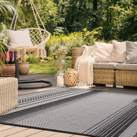 Jasper Outdoor Carpet - Grey/White - 7'10" x 10'5"