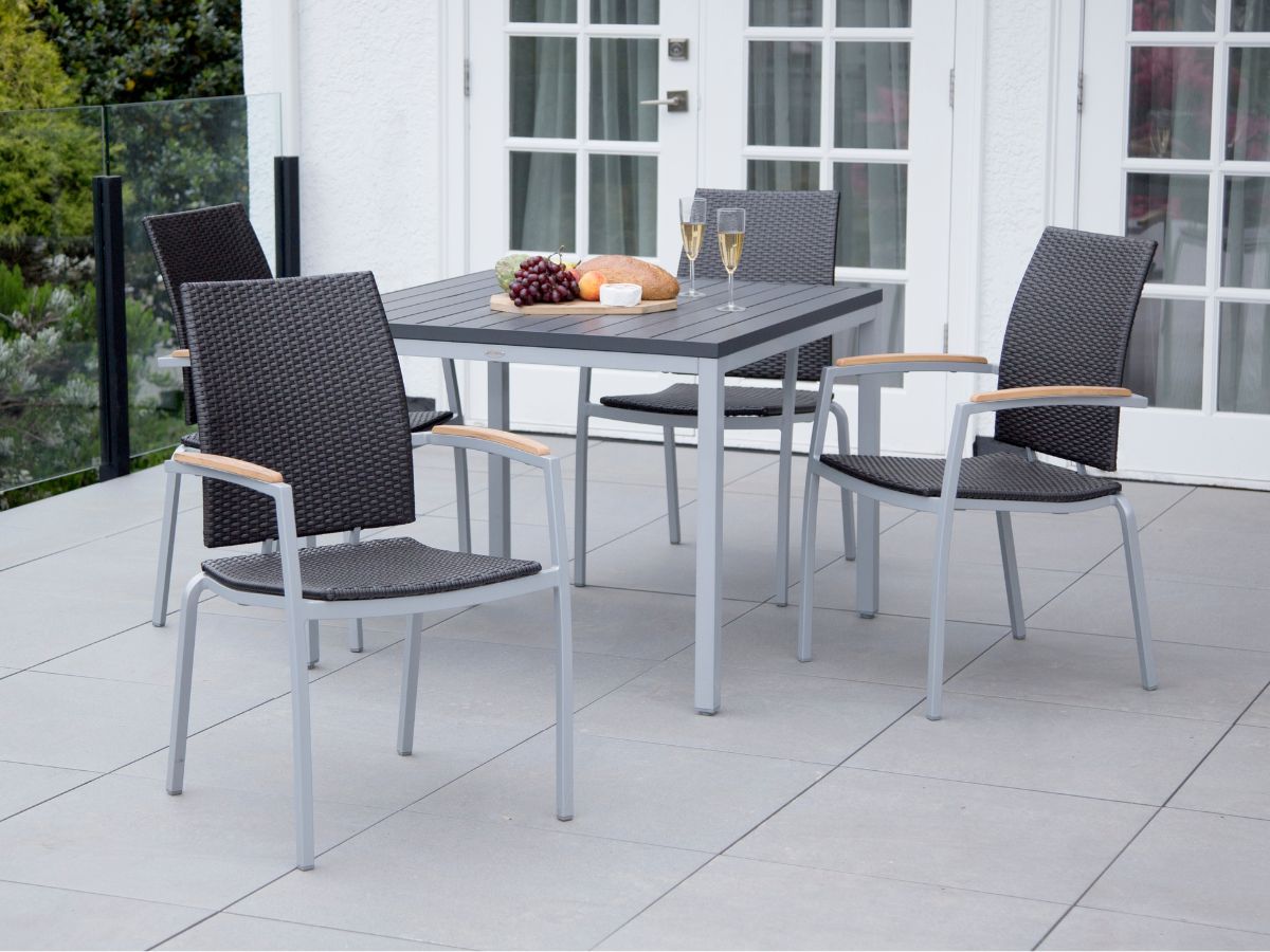 Zunix 5pc Wicker Dining Set