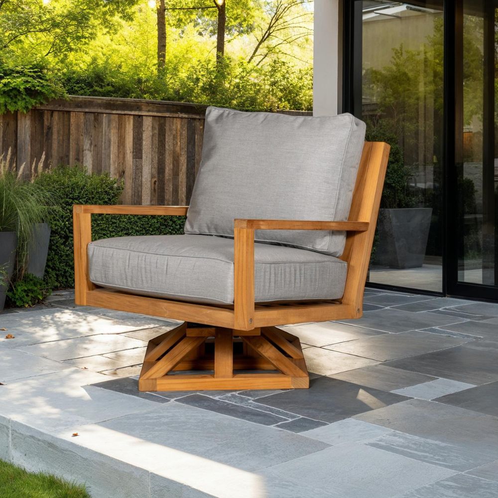Coastal Swivel Club Chair