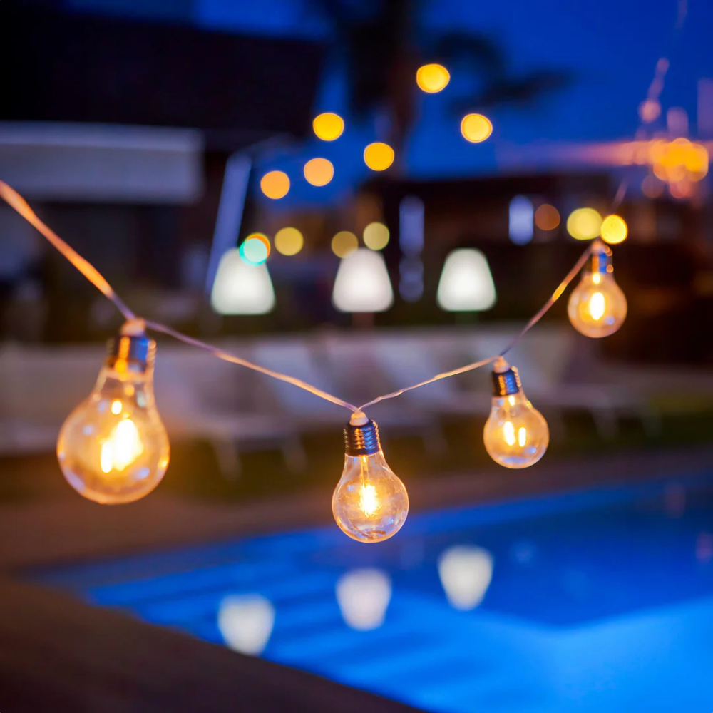 Stella Solar Charged Garland