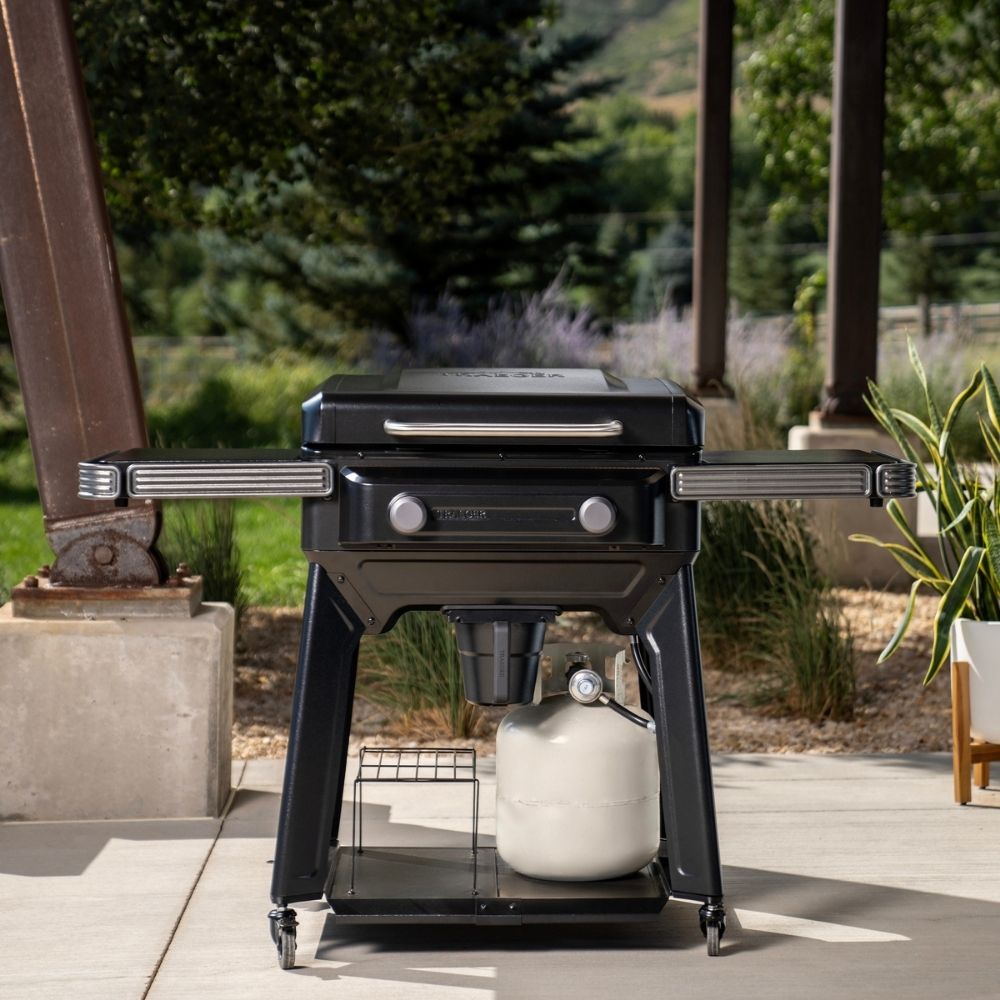 Traeger Flatrock 2 Zone Griddle