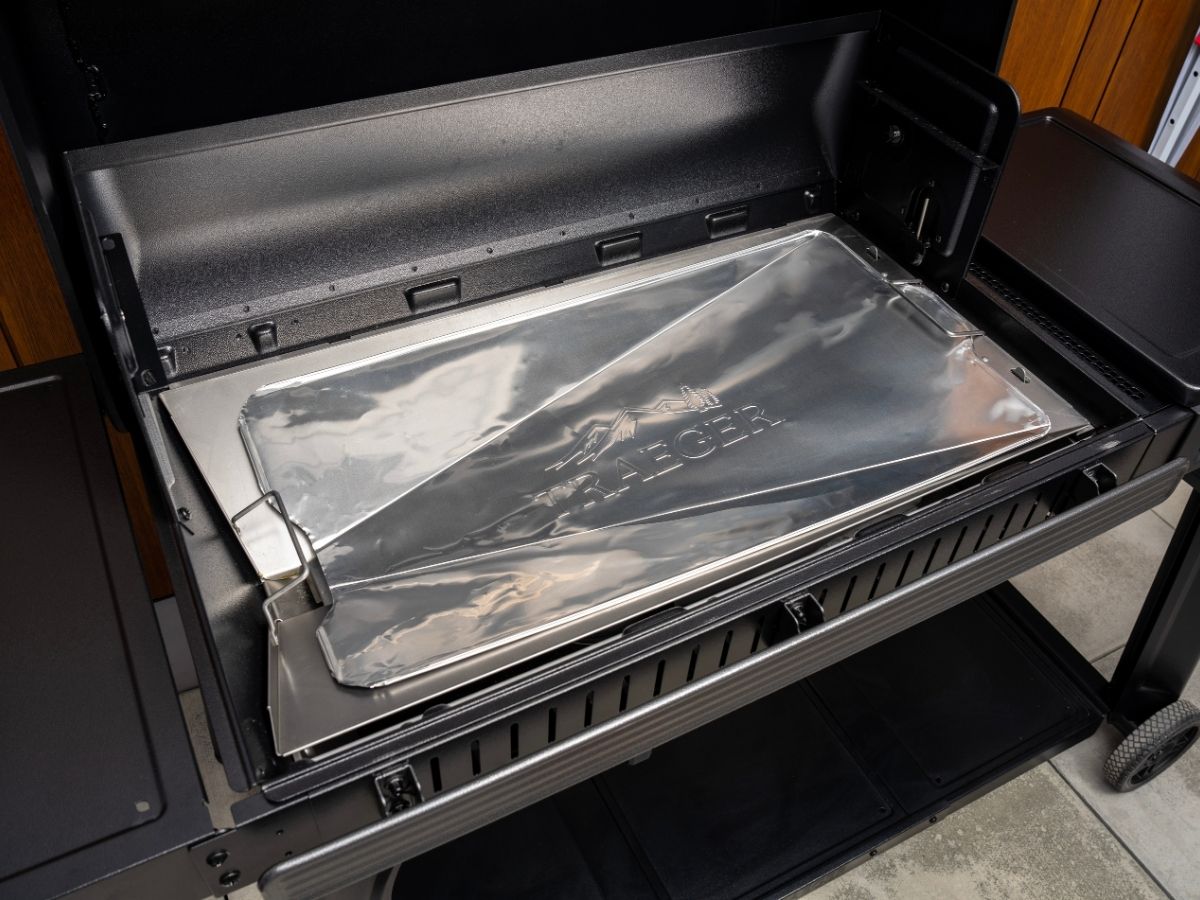 Traeger Size C Drip Tray Liner: Woodridge Pro/Elite