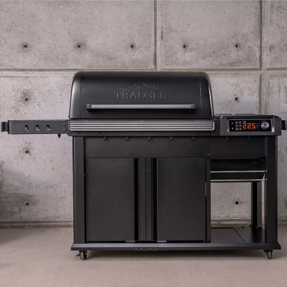 Traeger Woodridge Pro Plus Pellet Grill