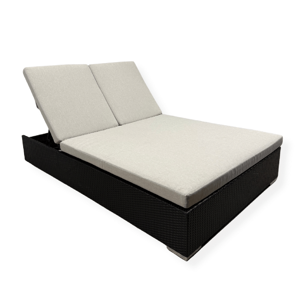 Universal Wicker Double Chaise Lounge - Caviar Black