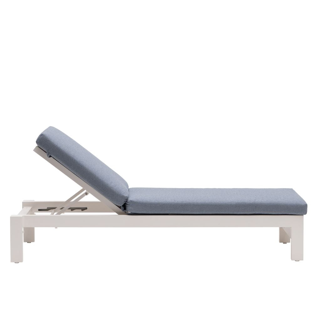 Vienna Chaise Lounger