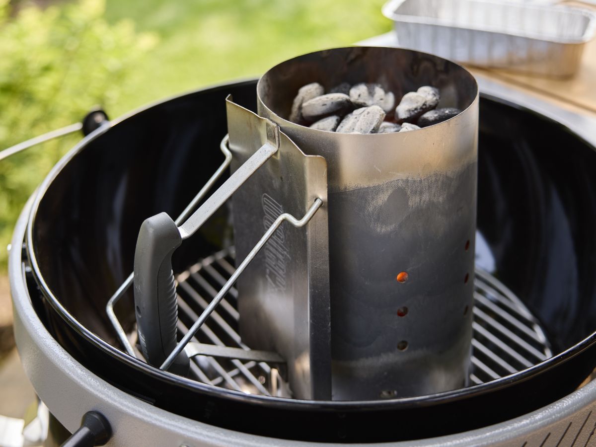 Weber 22" Performer Premium Charcoal Grill