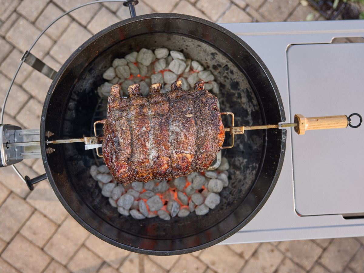 Weber 22" Performer Premium Charcoal Grill