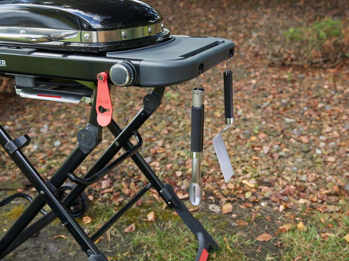 Weber Traveler WW Portable Gas Grill